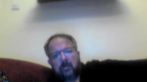 Snapshot of robxx32 chatting on December 4, 2025, 11:24 pm robxx32 online show from December 4, 2025, 11:24 pm