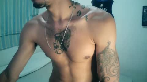 Snapshot of rocco99xx chatting on October 23, 2025, 2:44 am Rocco online show from October 23, 2025, 2:44 am