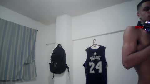 Snapshot of rocco99xx chatting on December 2, 2025, 2:50 am Rocco online show from December 2, 2025, 2:50 am