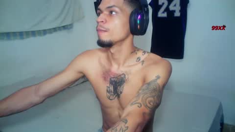 Snapshot of rocco99xx chatting on December 4, 2025, 3:21 pm Rocco online show from December 4, 2025, 3:21 pm