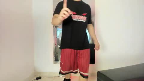 Snapshot of rocco_gym chatting on June 6, 2026, 7:51 pm Rocco online show from June 6, 2026, 7:51 pm