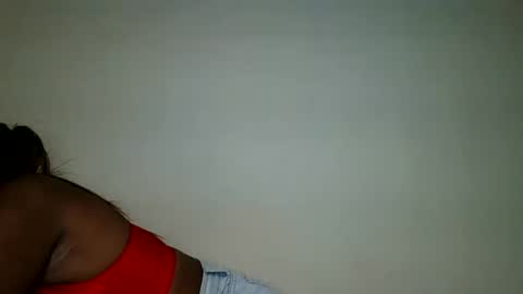 rochellinah online show from June 1, 2026, 1:35 pm