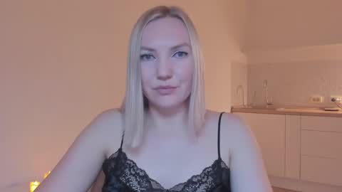 rock__baby online show from December 31, 2024, 9:39 pm