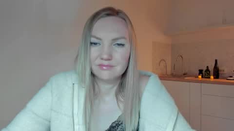 Snapshot of rock__baby chatting on April 19, 2026, 10:03 am rock__baby online show from April 19, 2026, 10:03 am