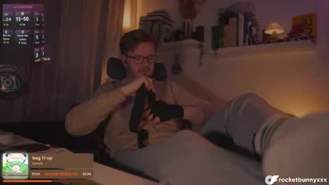 Rocket Bunny online show from March 22, 2026, 12:14 am