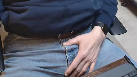 rockhardff online show from February 6, 2025, 3:52 pm