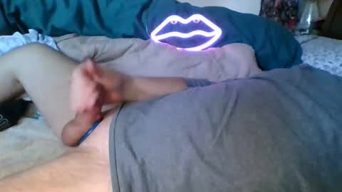 Snapshot of rockinghard7 chatting on June 1, 2026, 1:57 pm cum mature edging daddy cock online show from June 1, 2026, 1:57 pm