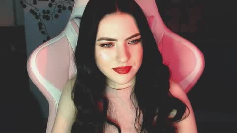 Sophie  online show from December 29, 2024, 10:34 am