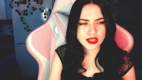 Sophie  online show from January 5, 2025, 10:32 am