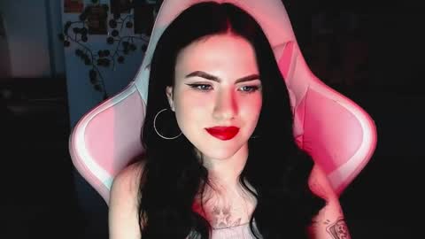 Sophie  online show from February 2, 2025, 5:04 pm