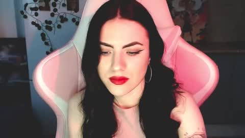 Sophie  online show from February 8, 2025, 10:39 am