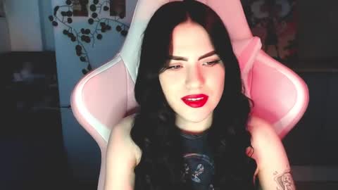 Sophie  online show from February 9, 2025, 10:31 am