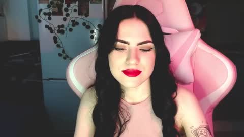 Sophie  online show from February 12, 2025, 10:46 am