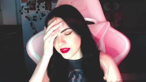 Sophie  online show from February 12, 2025, 1:48 pm