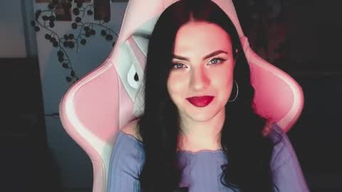 Sophie  online show from March 9, 2025, 4:55 pm