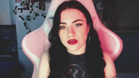 Sophie  online show from March 11, 2025, 10:29 am