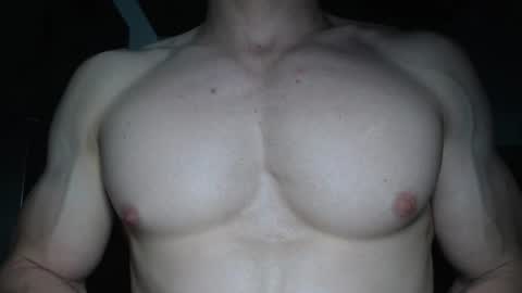 Snapshot of rocky_muscle chatting on December 16, 2025, 2:27 am rocky muscle online show from December 16, 2025, 2:27 am