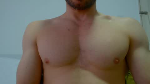 Snapshot of rocky_muscle chatting on May 3, 2026, 4:57 pm rocky muscle online show from May 3, 2026, 4:57 pm