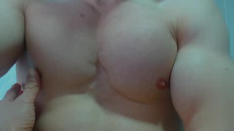 Snapshot of rocky_muscle chatting on May 6, 2026, 4:01 pm rocky muscle online show from May 6, 2026, 4:01 pm