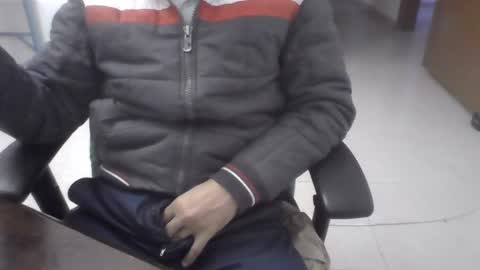 rockysam090 online show from December 3, 2024, 1:21 pm