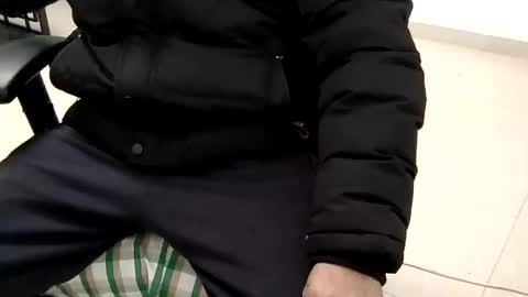 rockysam090 online show from March 2, 2025, 4:32 pm