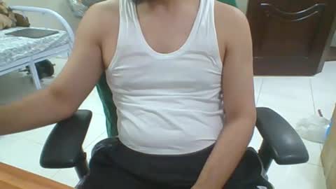 rockysam090 online show from October 23, 2025, 5:55 pm