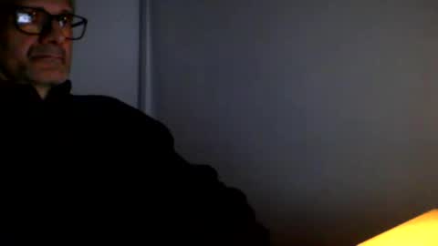 rodahot4 online show from December 14, 2025, 4:45 pm