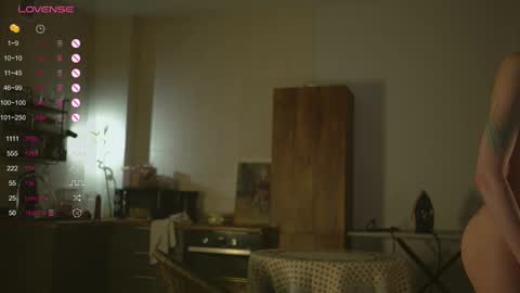 Im Sevi online show from March 3, 2025, 7:49 pm