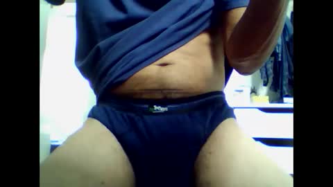 rodrigokla2024 online show from January 19, 2026, 1:26 pm