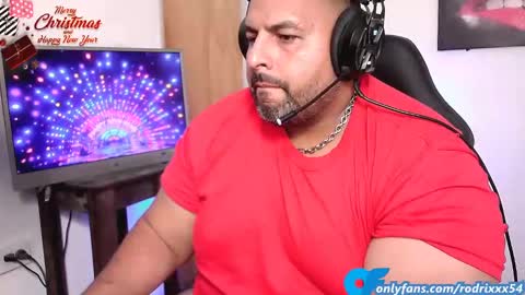 Snapshot of rodrixxx54 chatting on December 30, 2024, 10:45 pm rodrixxx54 online show from December 30, 2024, 10:45 pm