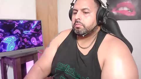 Snapshot of rodrixxx54 chatting on February 1, 2025, 12:29 am rodrixxx54 online show from February 1, 2025, 12:29 am