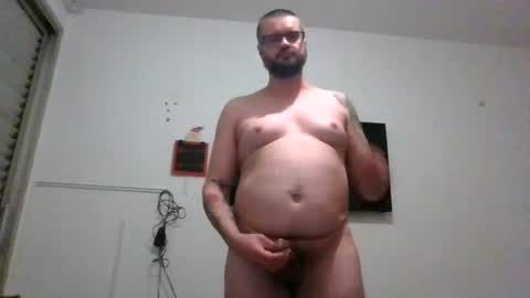 rodrodd16786 online show from June 21, 2026, 9:28 pm
