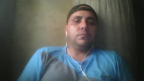 Snapshot of roger3600 chatting on December 13, 2025, 9:31 pm Roger online show from December 13, 2025, 9:31 pm