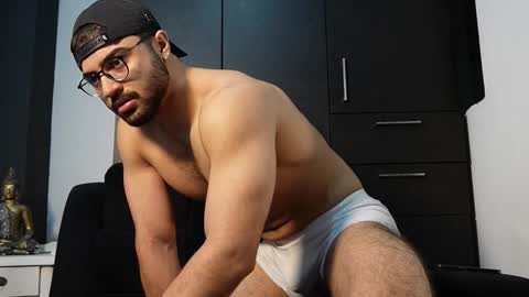 Roger Belmont online show from September 27, 2025, 4:50 am