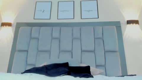 Snapshot of roger_wesley__ chatting on January 22, 2025, 1:53 am Roger Wesley online show from January 22, 2025, 1:53 am