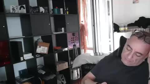 Snapshot of rogerrabbit2023 chatting on September 13, 2025, 9:53 am rogerrabbit2023 online show from September 13, 2025, 9:53 am