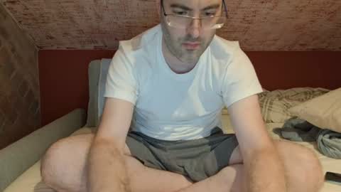 Snapshot of rogersand88 chatting on July 21, 2026, 10:01 pm rogersand88 online show from July 21, 2026, 10:01 pm