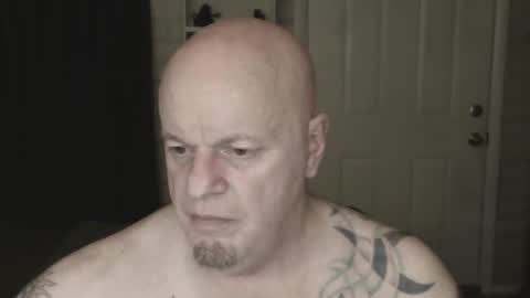 roinaz online show from February 19, 2025, 11:04 pm