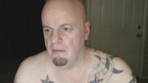 roinaz online show from March 10, 2025, 2:28 am