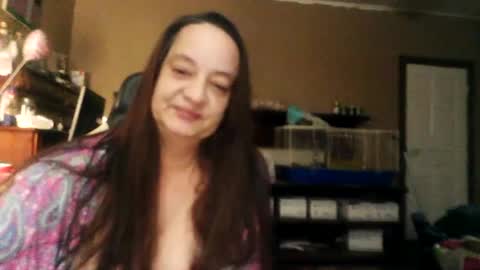 Snapshot of roisierios chatting on February 17, 2025, 1:04 am Rosie Rios online show from February 17, 2025, 1:04 am
