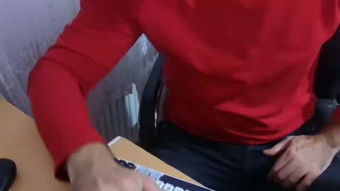 rokettttt online show from December 2, 2025, 2:45 pm