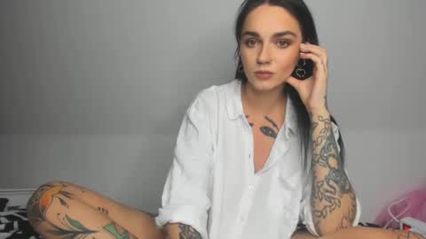 rokiinbaby online show from December 8, 2024, 8:25 pm