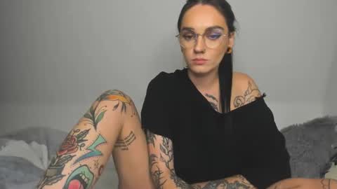 rokiinbaby online show from February 5, 2025, 8:46 pm