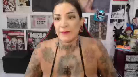 Snapshot of rollyderolandia666 chatting on September 15, 2025, 9:37 pm Rolly online show from September 15, 2025, 9:37 pm