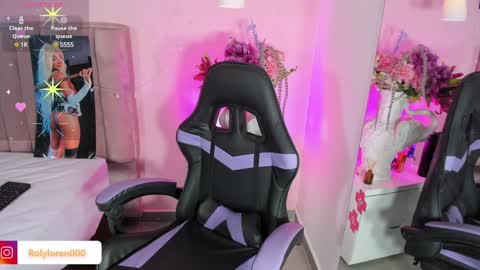 Snapshot of rolyloren chatting on February 2, 2025, 8:51 pm Marcela online show from February 2, 2025, 8:51 pm