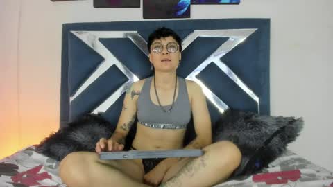 roma_bloman online show from April 20, 2026, 2:53 pm