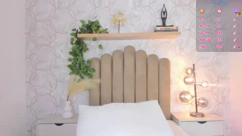   online show from December 3, 2025, 11:41 am