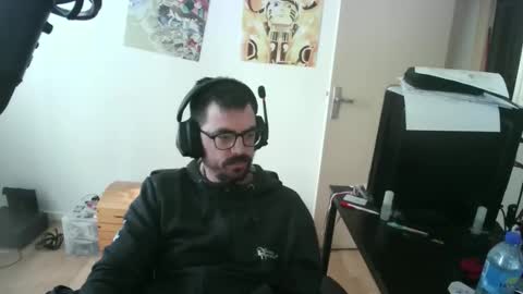 romainb72 online show from April 9, 2026, 8:53 am