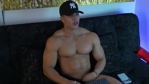 romano_kentt12 online show from February 12, 2026, 3:12 am