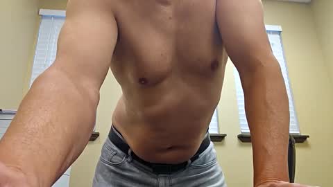 Snapshot of romanteeks chatting on February 13, 2025, 11:37 pm romanteeks online show from February 13, 2025, 11:37 pm